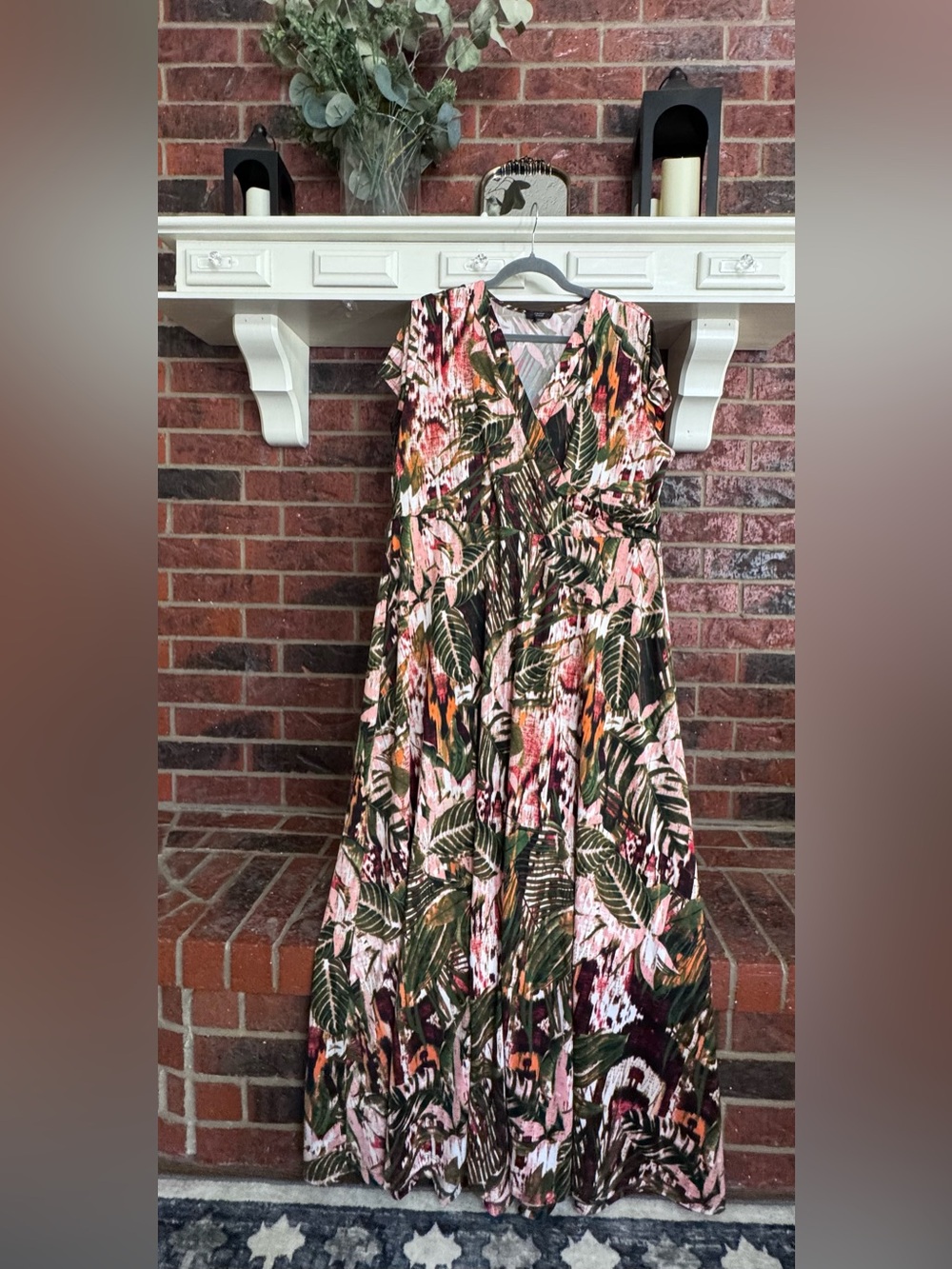 Cocomo Tropical Leaf Print Maxi Dress in Pink, Green & Orange Sz 2X